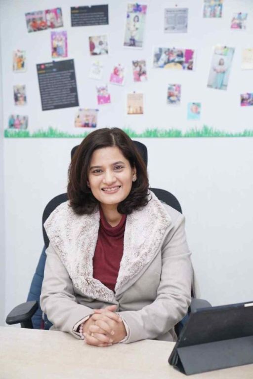 best-gynecologist-in-rajori-garden-big-0