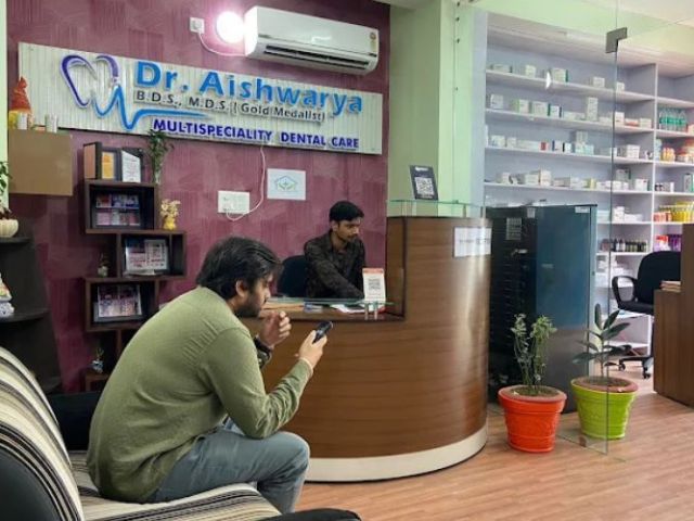 dental-crown-treatment-in-patna-expert-care-by-dr-aishwarya