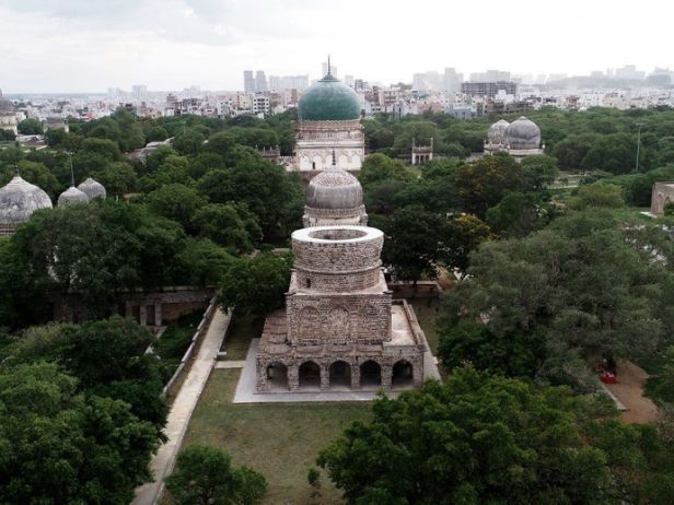 qutb-shahi-park-royal-heritage-of-hyderabad