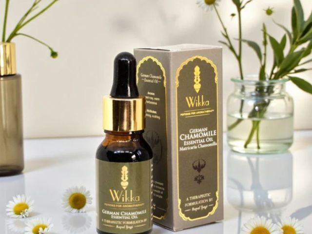 why-chamomile-oil-is-becoming-the-go-to-ritual-for-stress-skin