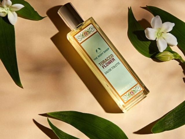 eau-de-toilette-with-an-intense-tobacco-flower-twist