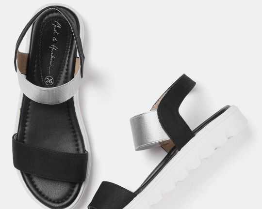 mast-harbour-women-black-silver-toned-flats