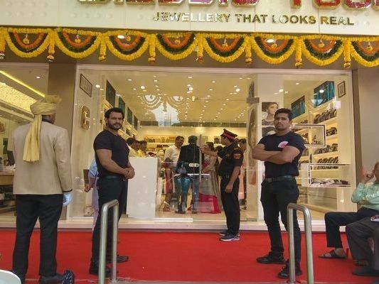 what-skills-are-required-to-work-as-a-security-guard-in-mumbai