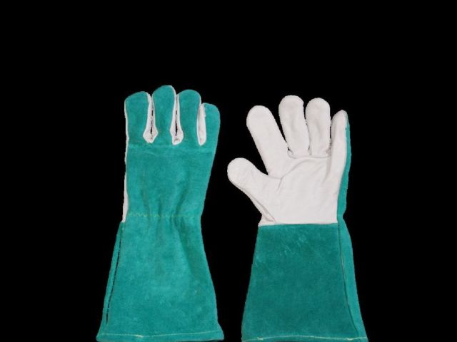 safety-gloves-exporter-to-denmark-trusted-indian-manufacturers