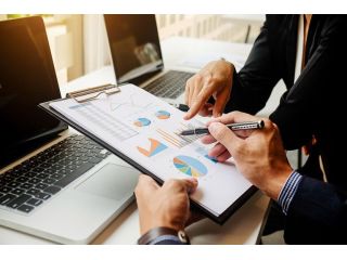 why-businesses-in-delhi-prefer-hiring-a-gem-consultant-small-0
