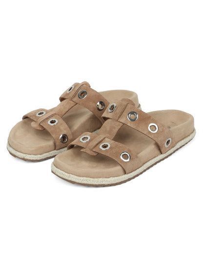 buy-classic-mens-footwear-online-in-india-at-twirl-and-tote-big-0