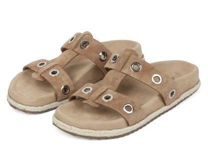 buy-classic-mens-footwear-online-in-india-at-twirl-and-tote