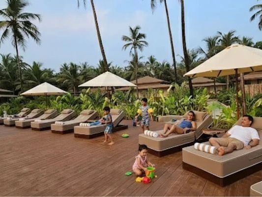beach-resorts-in-north-goa-for-family-with-peaceful-stay-anemos