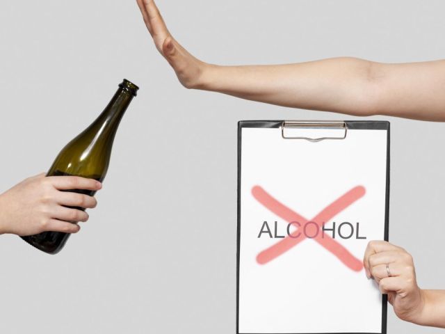 early-signs-that-someone-needs-treatment-of-alcohol-addiction