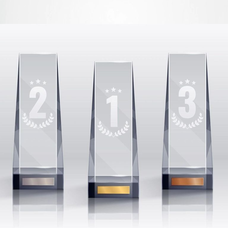 custom-acrylic-awards-big-0