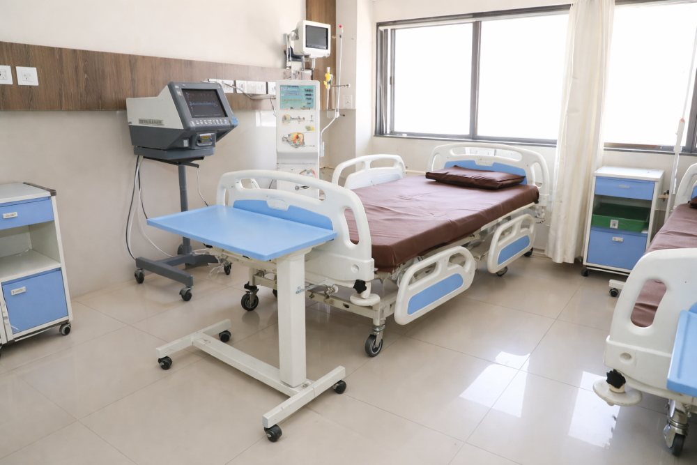 best-critical-care-center-in-gandhinagar-big-0