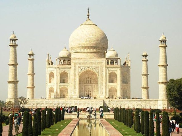 delhi-agra-bus-tour-discover-historic-wonders