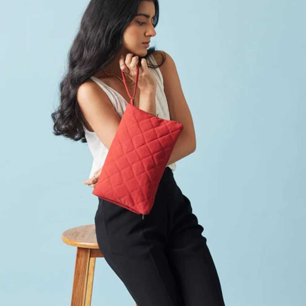 buy-hand-clutch-bag-online-big-0
