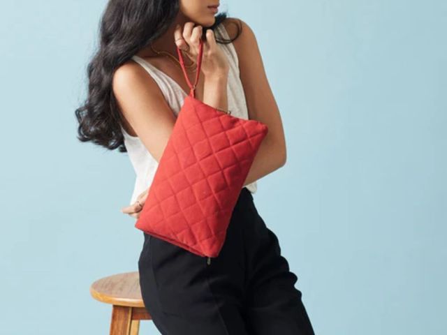buy-hand-clutch-bag-online