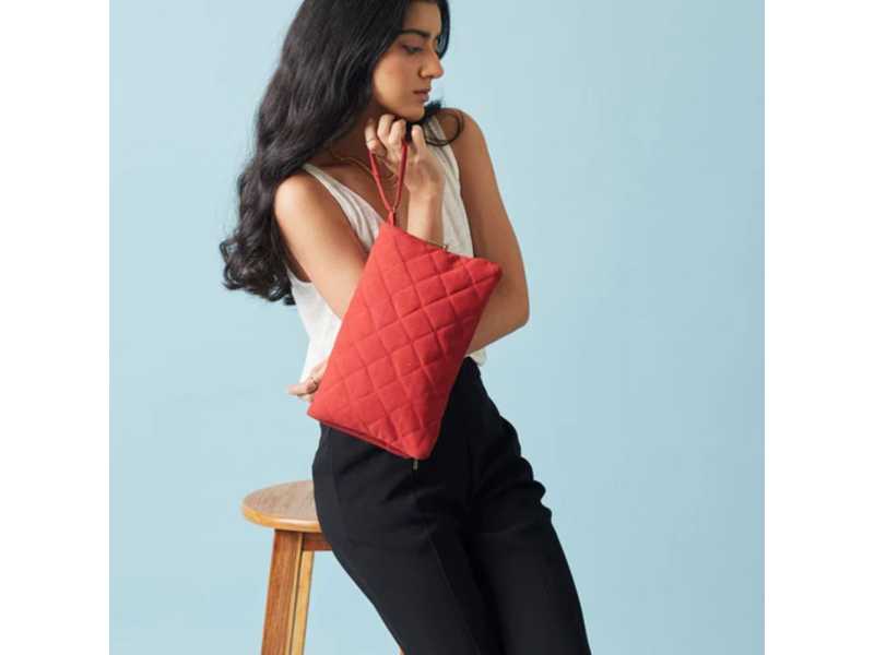 buy-hand-clutch-bag-online-small-0