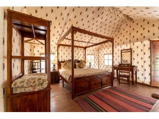 tiger-machan-luxury-resort-experience-in-ranthambore-small-0
