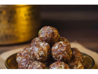 how-many-calories-in-coconut-ladoo-small-0