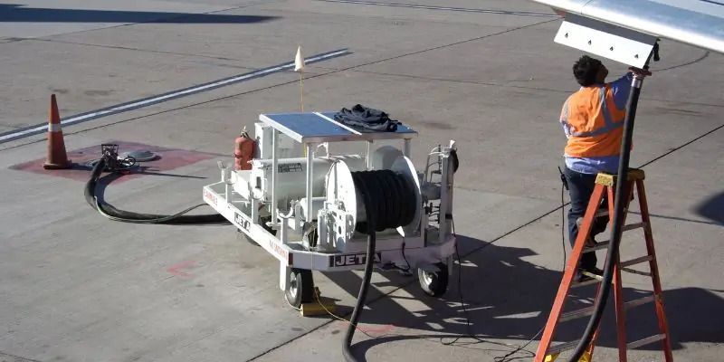 aircraft-refueling-operator-india-contact-continuum-aviation-big-0