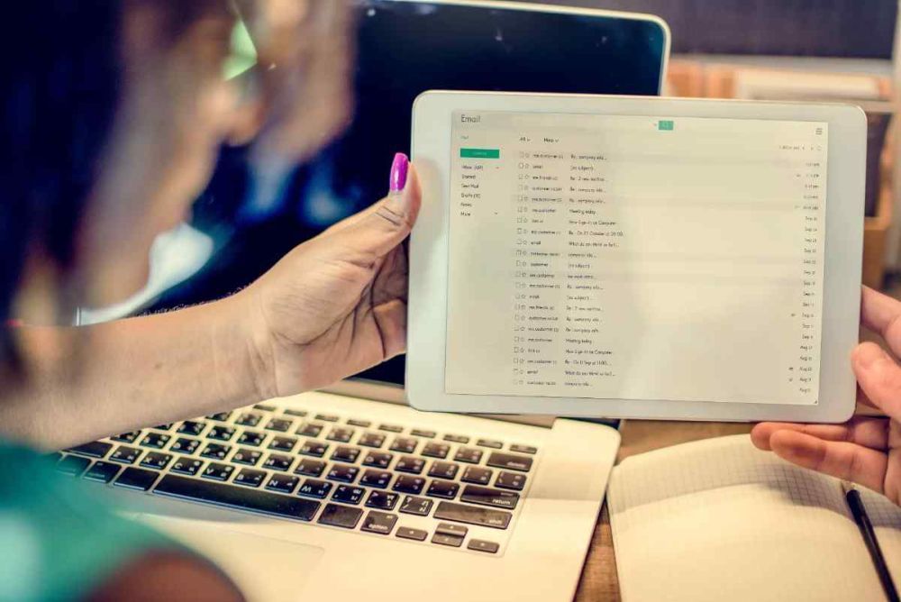 looking-for-email-marketing-services-to-improve-customer-reach-big-0