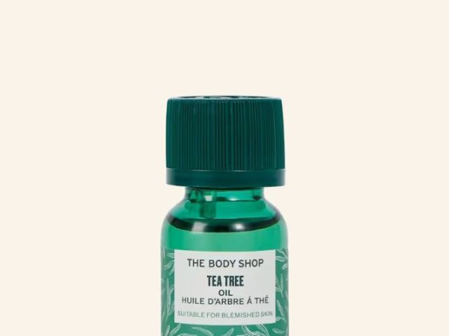tea-tree-oil-for-skin-care-lightweight-blemish-care