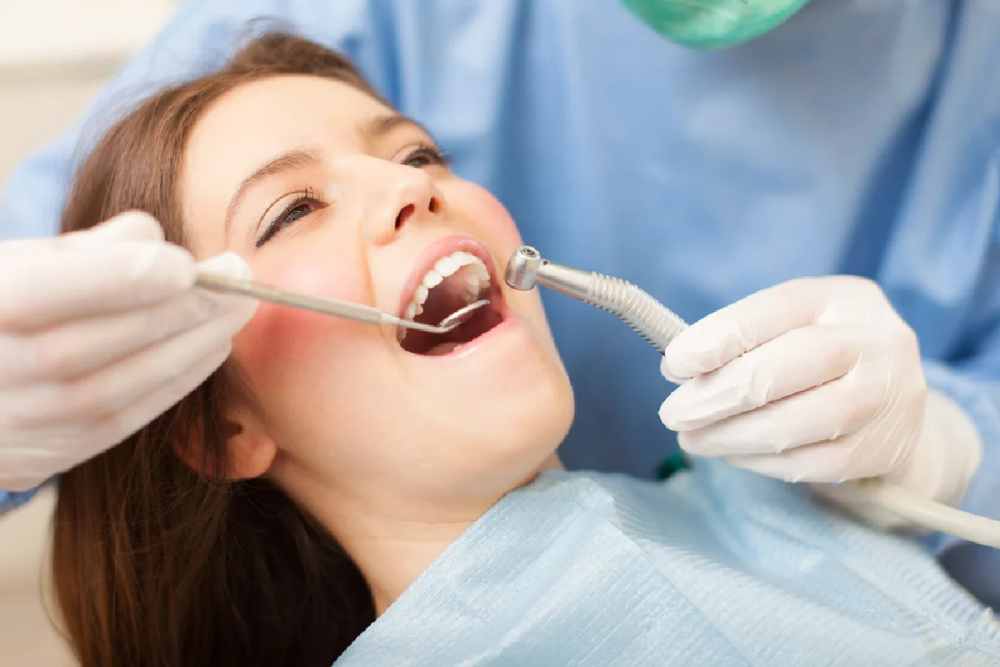dental-clinic-in-ahmedabad-big-0