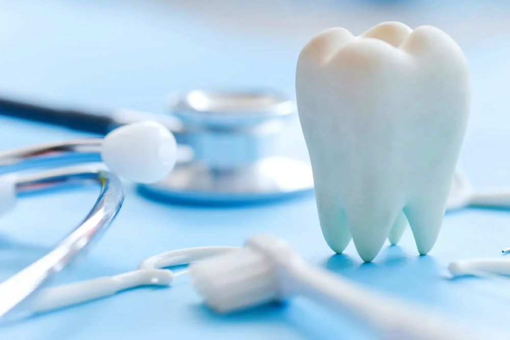 dental-clinic-in-ahmedabad-big-2