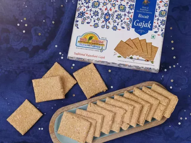 buy-fresh-til-gajak-biscuit-online-shree-shyam-tilpatti