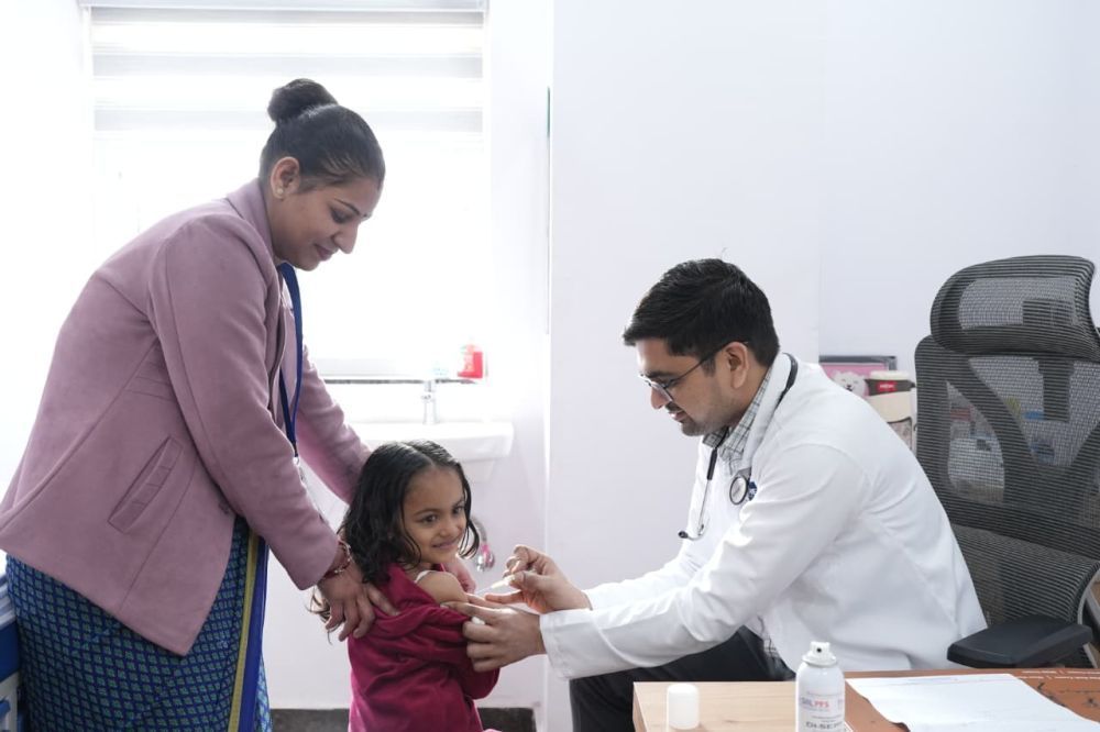 best-child-specialist-in-kishangarh-dr-ashish-badaya-big-1