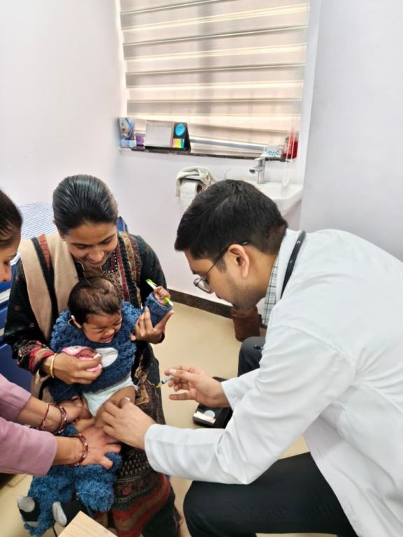 best-child-specialist-in-kishangarh-dr-ashish-badaya-big-4