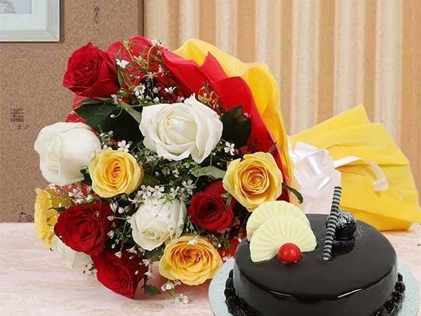 online-flower-bouquet-delivery-in-pune-on-same-day-from-oyegifts
