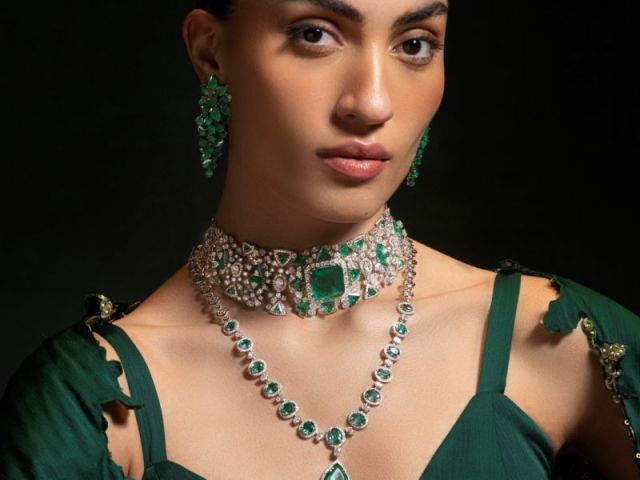 looking-for-a-good-firozabad-jewellery-shop