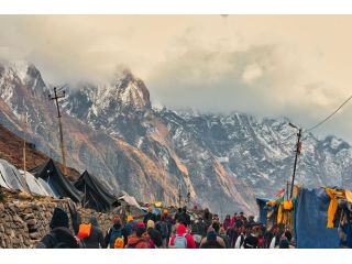 visiting-vs-living-the-char-dham-yatra-small-0