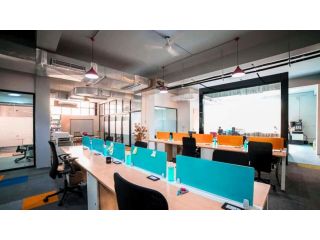 what-is-a-suggested-shared-office-space-in-noida-small-0