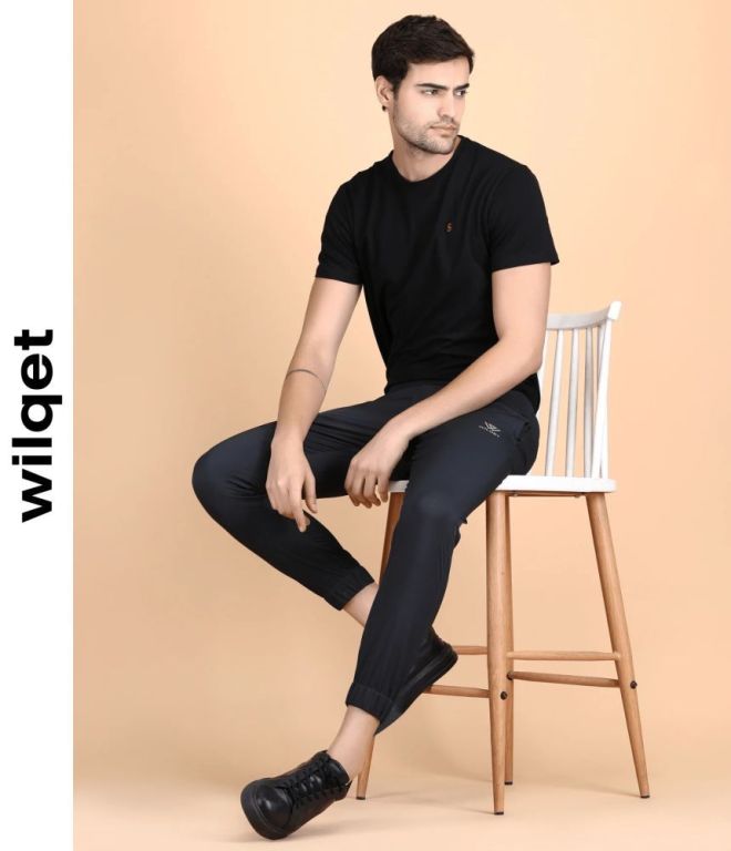 travel-cargo-pants-for-men-in-india-big-1