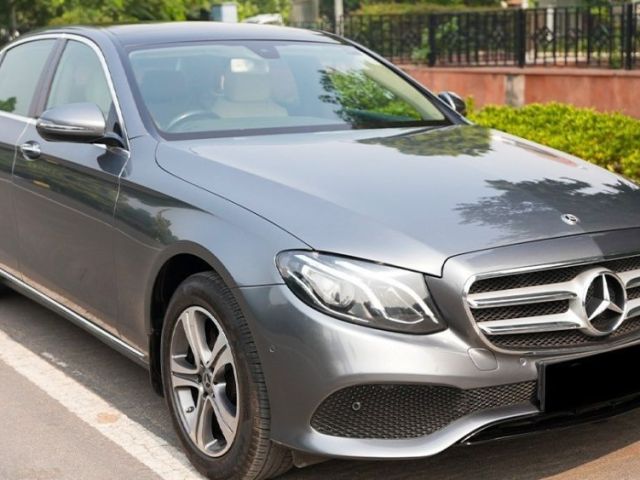 best-luxury-cars-in-india-under-rs1-crore