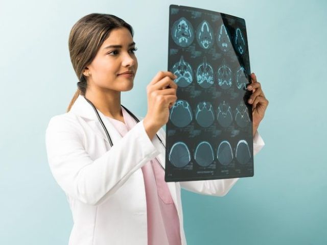 expert-radiologist-in-gandhinagar-for-complete-diagnostic-care