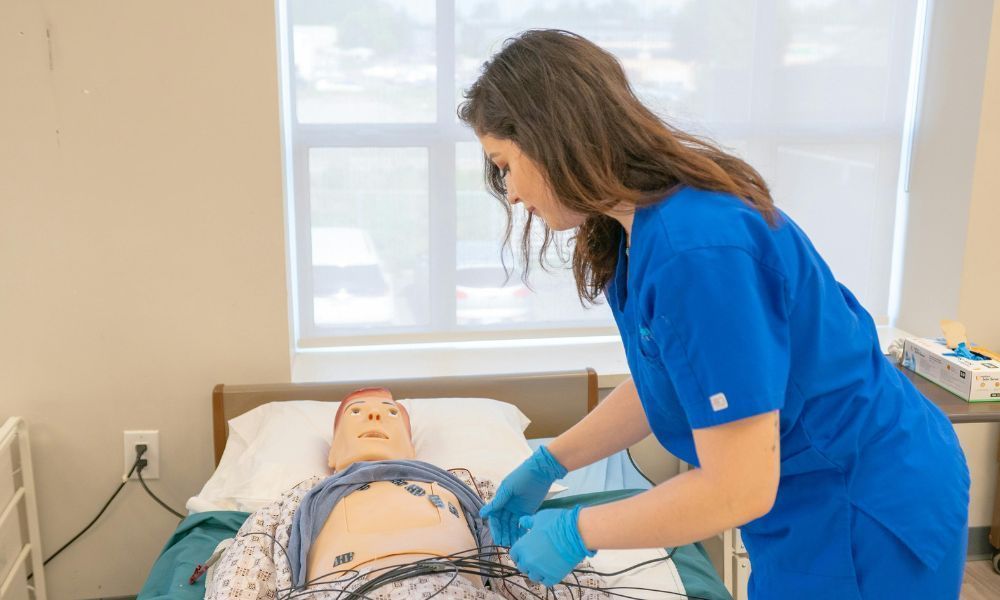 expert-critical-care-nursing-in-noida-niac-big-0
