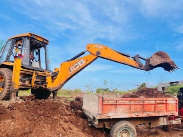 premium-ready-mix-concrete-and-jcb-rentals-in-delhi-ncr