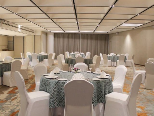 5-star-banquet-halls-in-noida