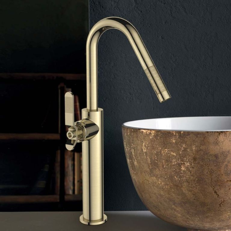 designer-bathroom-faucets-by-amari-bath-big-1