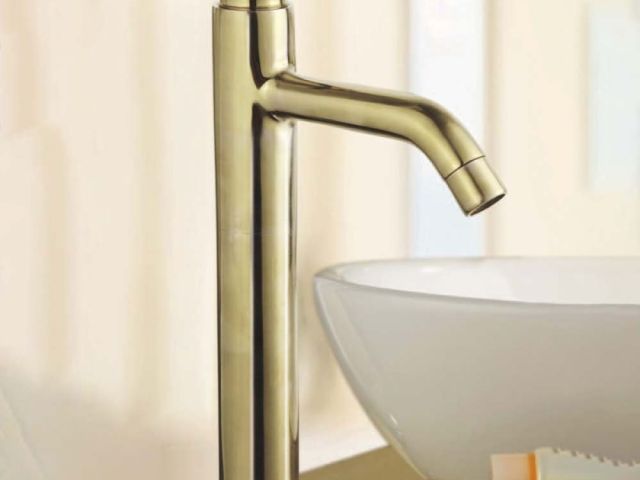 designer-bathroom-faucets-by-amari-bath