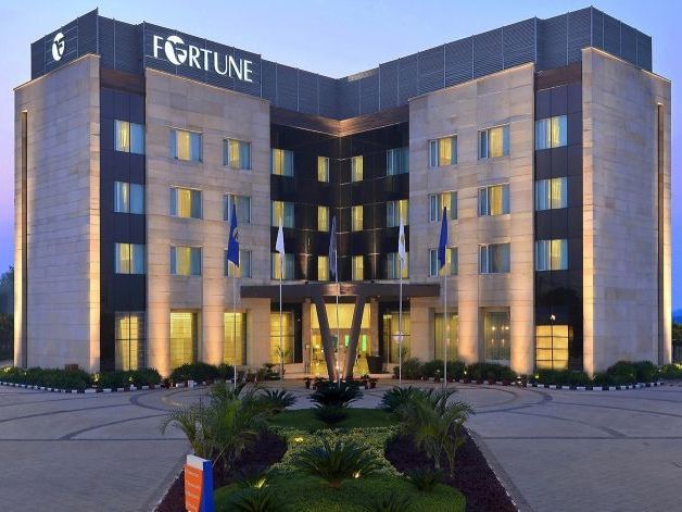 explore-top-resorts-near-delhi-for-your-next-weekend