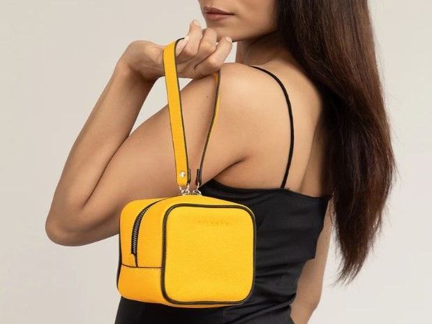 stylish-leather-pouch-bags-for-women