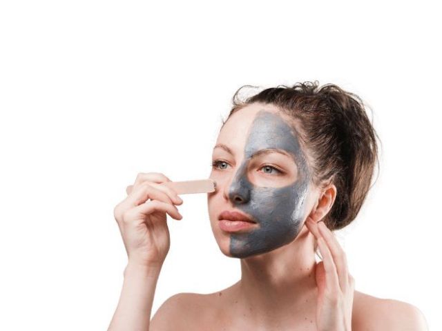carbon-peel-treatment-in-noida-for-acne-oily-skin