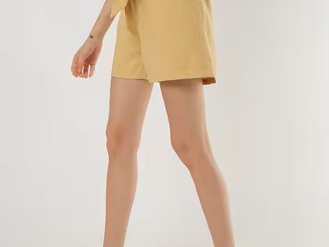 shorts-with-paper-bag-waist