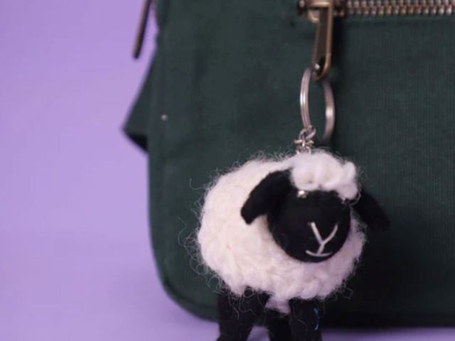 buy-best-bag-keychain-for-men-and-women-online