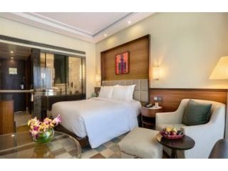 affordable-accommodation-in-andheri-for-business-and-leisure-small-3