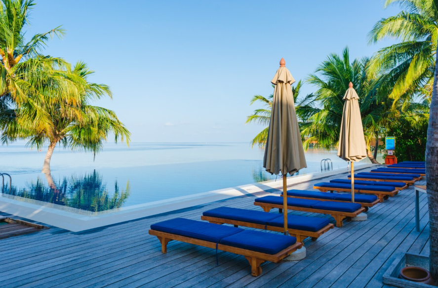 dream-getaways-and-holiday-tour-packages-with-tripandstays-big-0