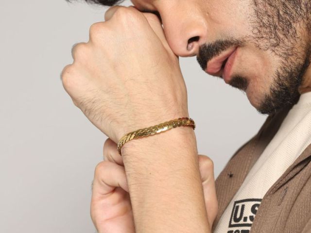 buy-golden-cuban-stainless-steel-bracelets-for-men-by-jewelor