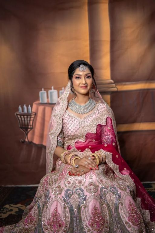 lakme-academy-beautician-makeup-course-in-jaipur-big-0